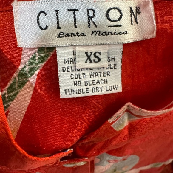 Citron Santa Monica 100% Silk Embossed Asian Print Tunic Top sz XS - Picture 3 of 4